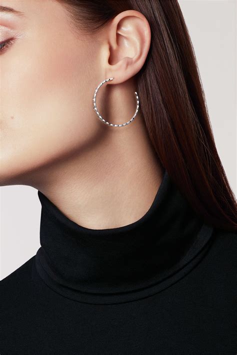 Coco Crush Hoop Earrings White Gold 